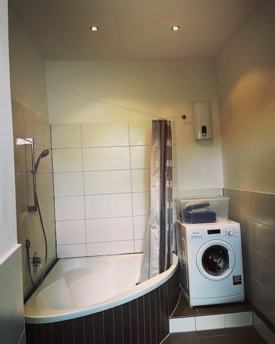 Exklusive Wohnung Mitten Im Schoensten Viertel Бремен Экстерьер фото